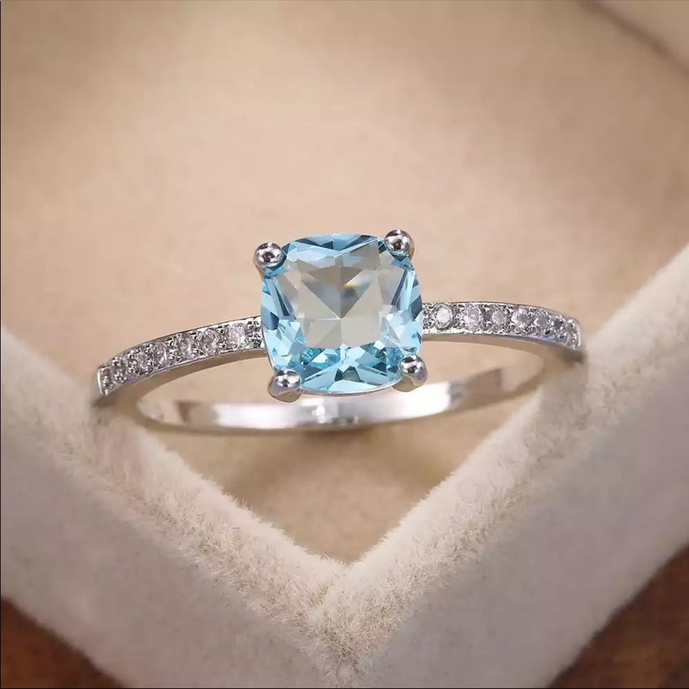 New Women’s 925 Square Aquamarine Ring - Picture 1 of 3